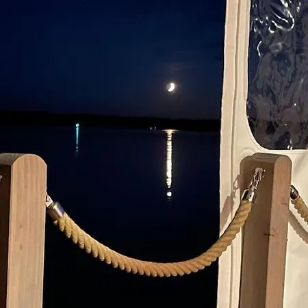 Hausboot Nautikhus Auf Der Havel Kolonie Zern