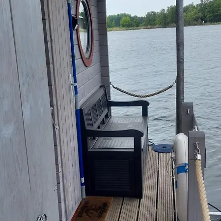 Hausboot Nautikhus Auf Der Havel * Kolonie Zern