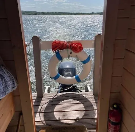 보트호텔 Hausboot Nautikhus Auf Der Havel